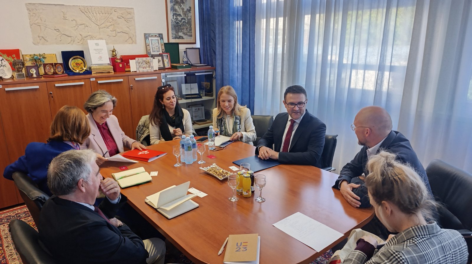 Posjeta ambasadorice Kraljevine Španije i direktora Instituta Cervantes Filozofskom fakultetu